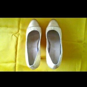 Ballroom Dance Shoes Elegant Gold Textured